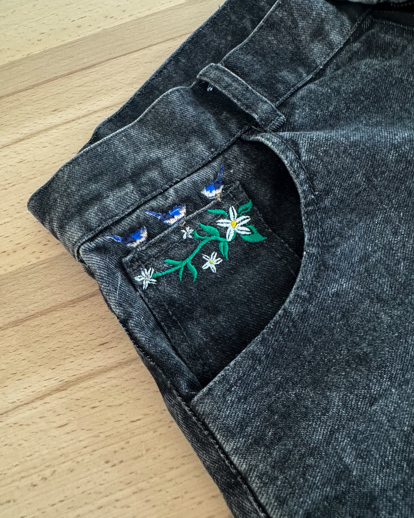 NARA DENIM SHORTS