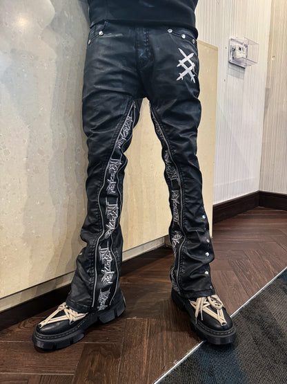BLACK WAX ZIPPER FLARED JEANS